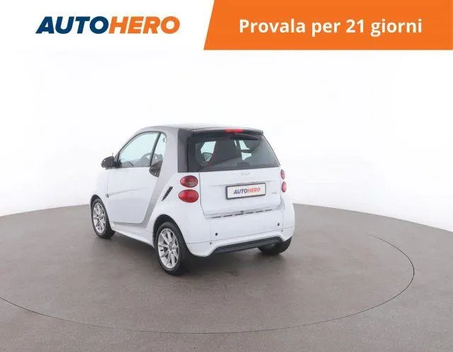 SMART fortwo 1000 52 kW MHD coupé passion Image 4